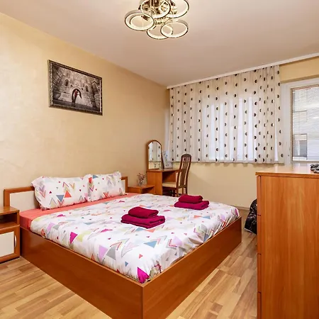 Apartment Comfort Corner - 1bd With Balcony By Flat Mаnager Plowdiw