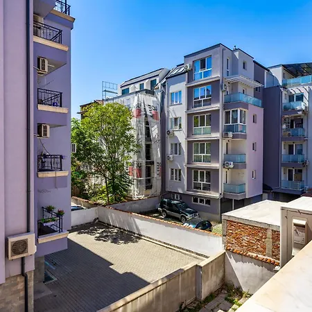 Comfort Corner - 1bd With Balcony By Flat Mаnager Апартамент