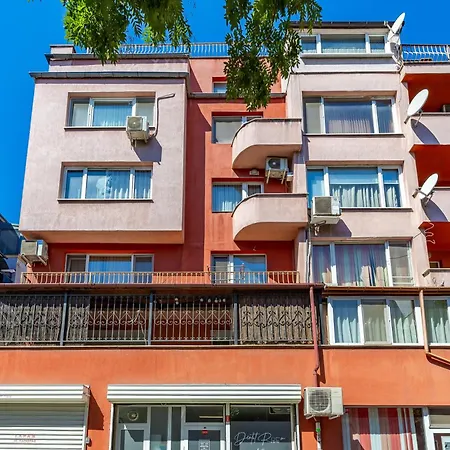 Comfort Corner - 1bd With Balcony By Flat Mаnager *